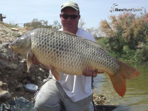 Carp fishing in Ebro